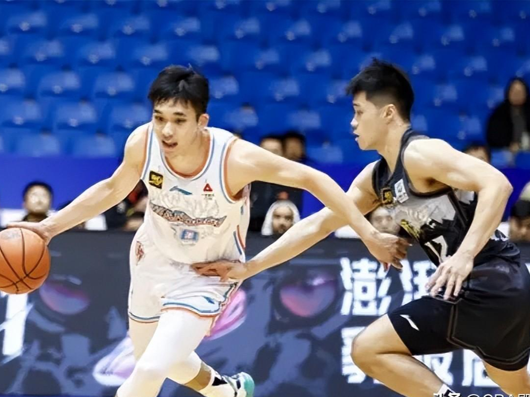 山东男篮大胜，士气高涨冲击前列