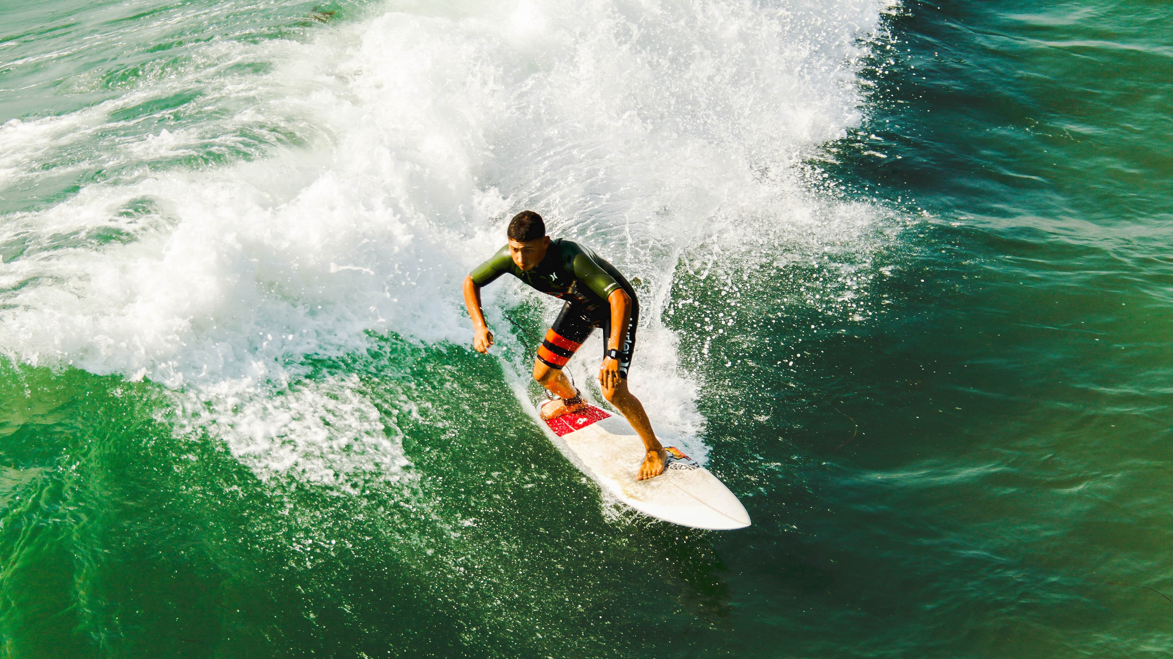 舞台越大越强，塔图姆的巨星光芒与太阳的加时鏖战