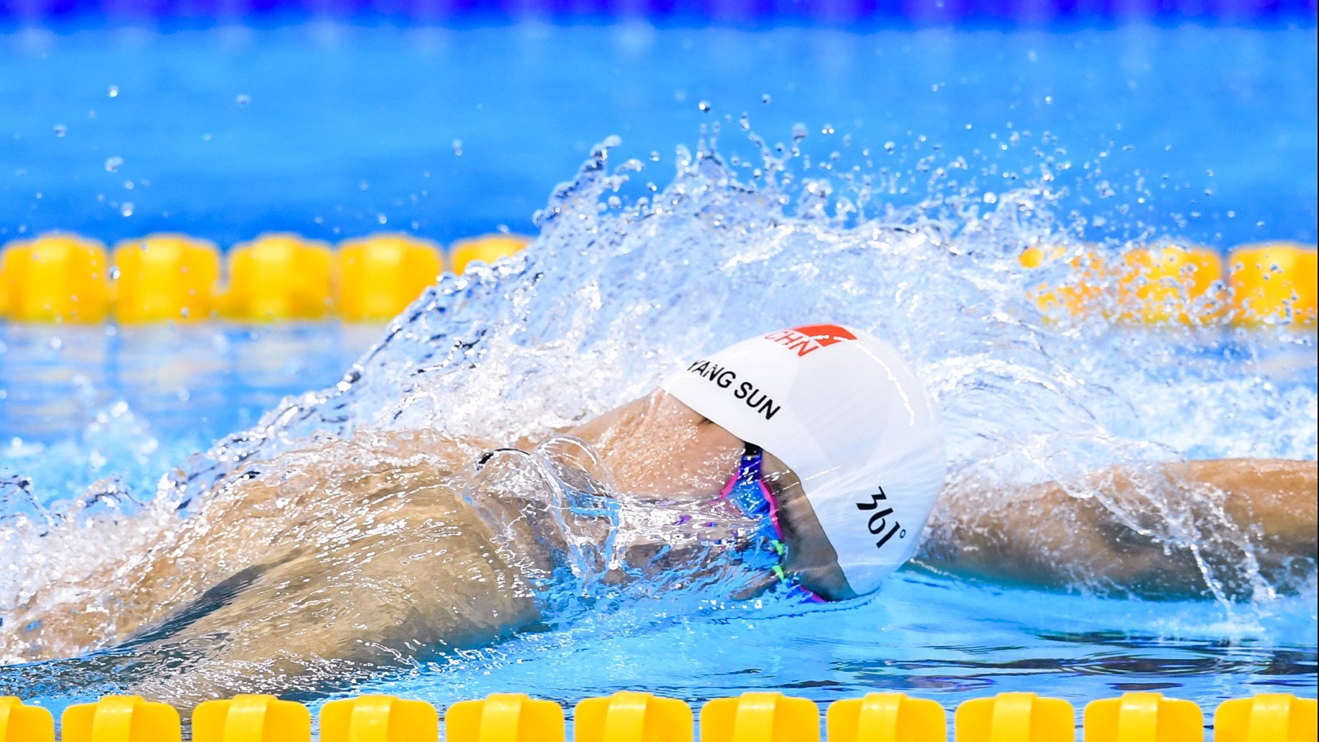 奥运周期关键战焦点战，阿根廷火力压制希腊，战术革新预示新周期格局